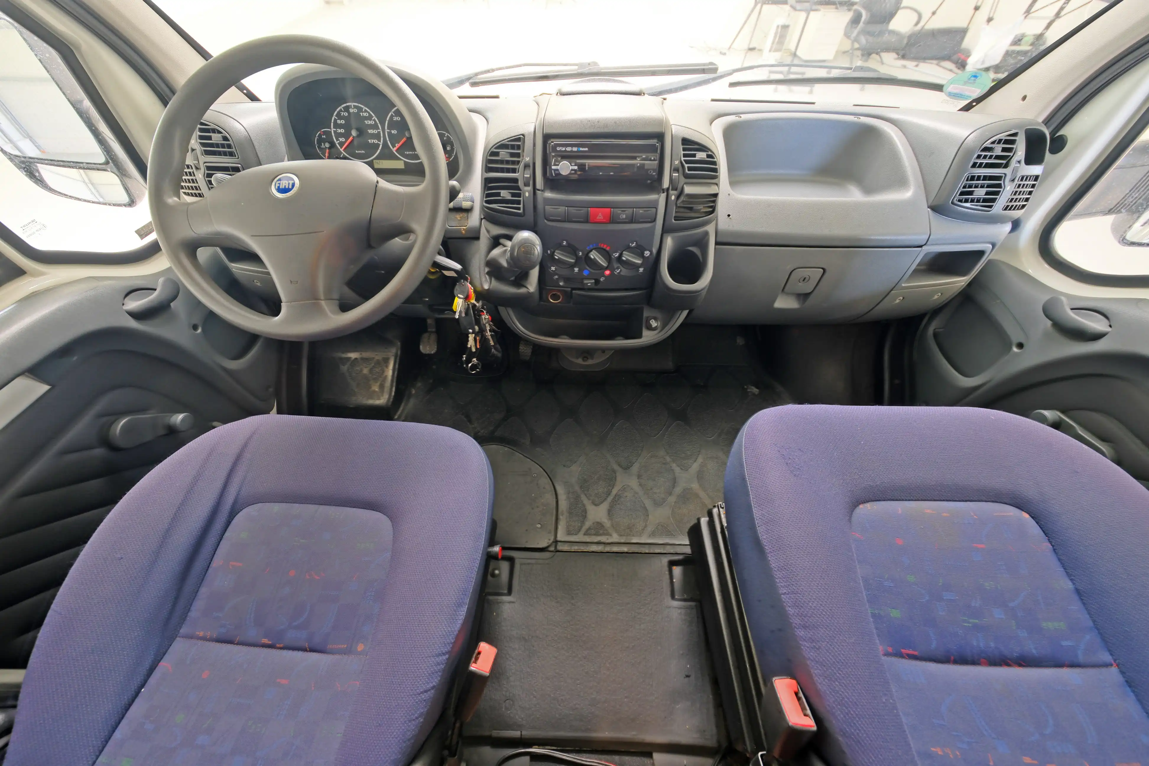 MCLOUIS Lagan 410